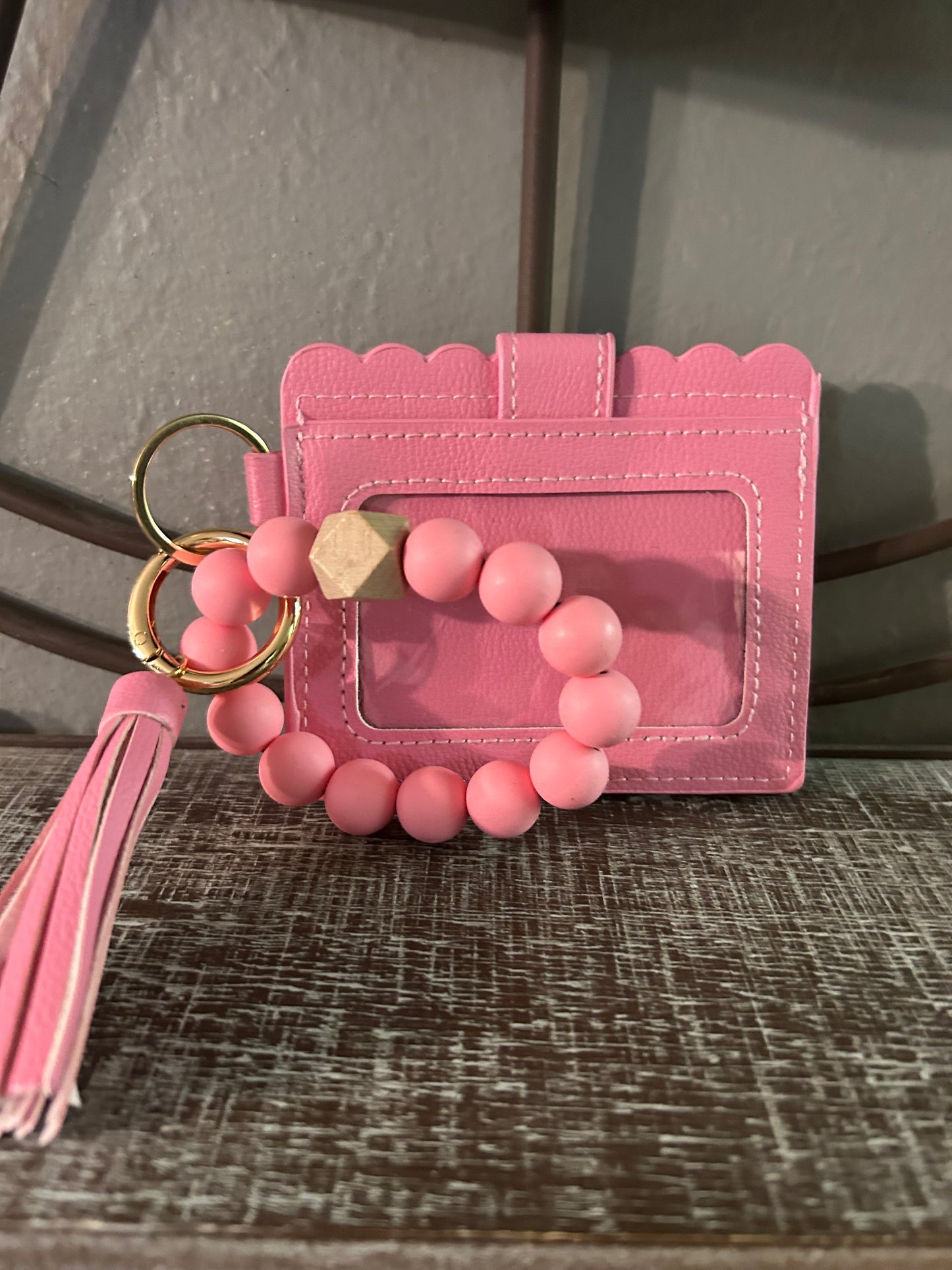 Wallet wristlet
